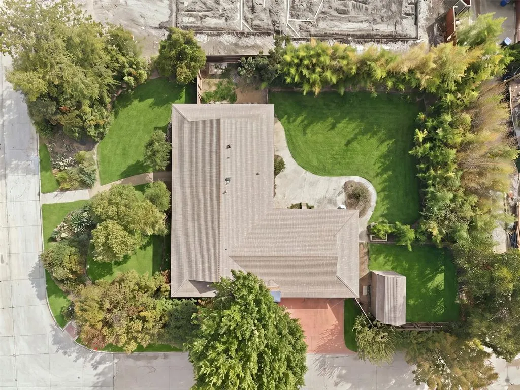 7606 Currin Drive