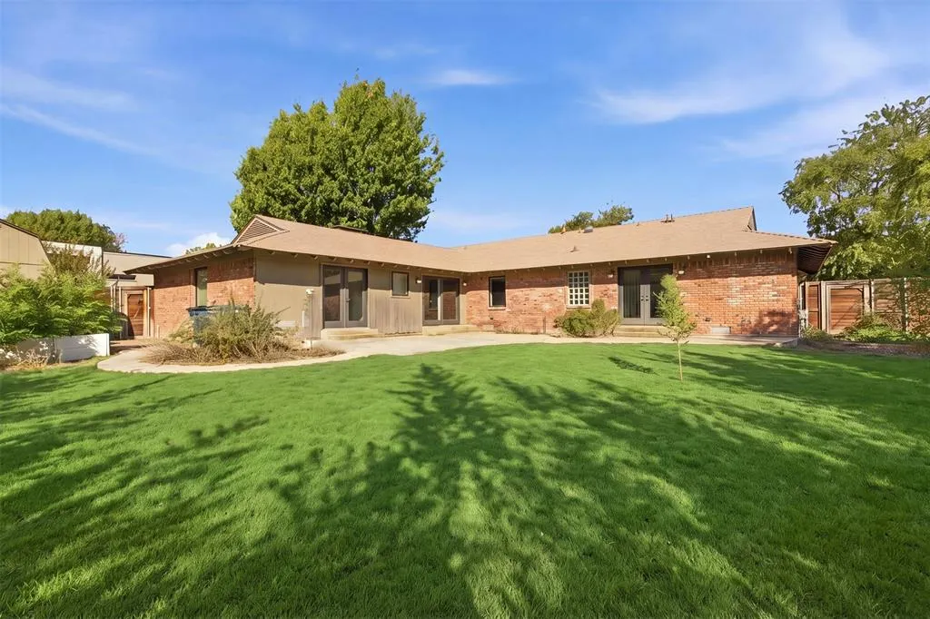 7606 Currin Drive