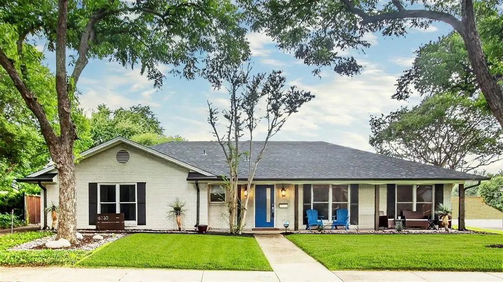 3230 Camelot Drive