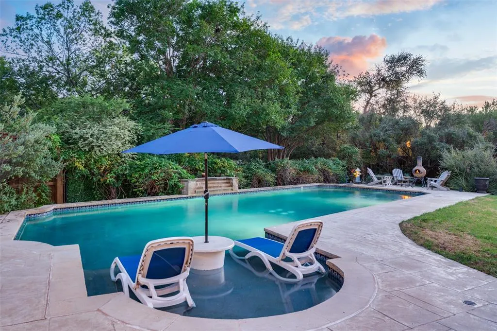 5801 Broadmoor Drive
