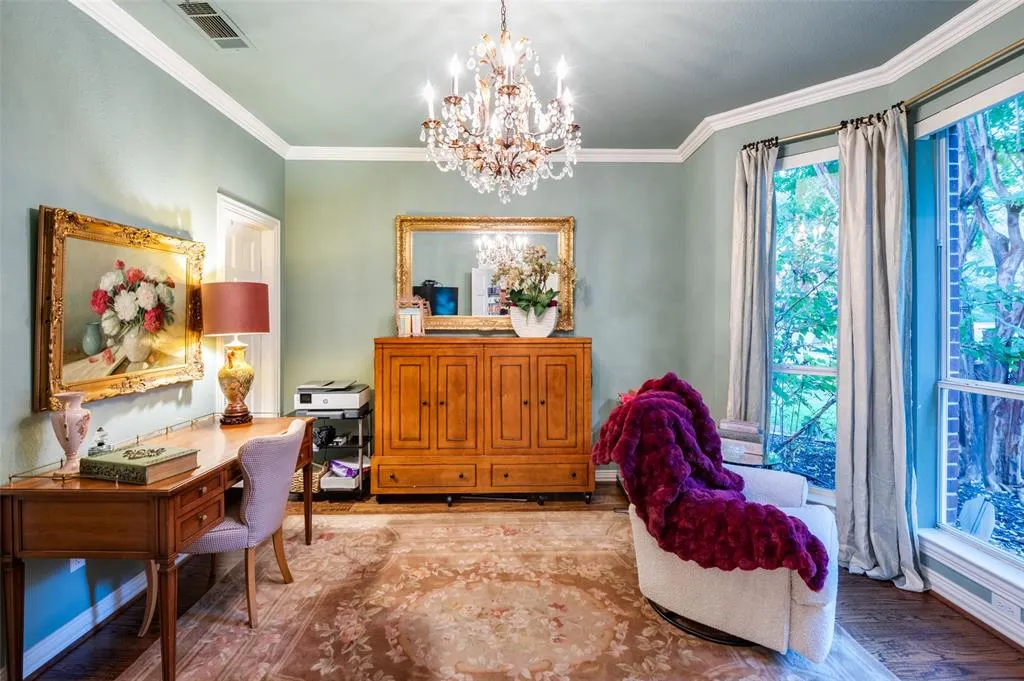 5801 Broadmoor Drive