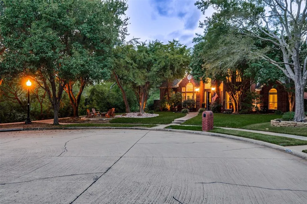 5801 Broadmoor Drive