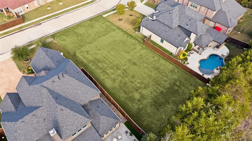 1250 Norfolk Drive