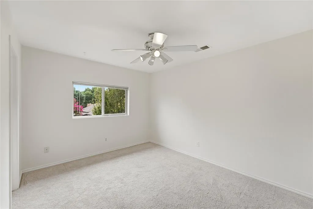 1509 Aylesbury Lane