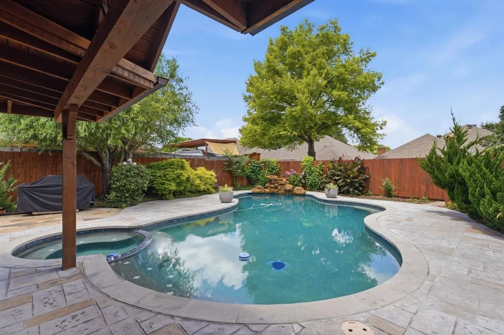1509 Aylesbury Lane