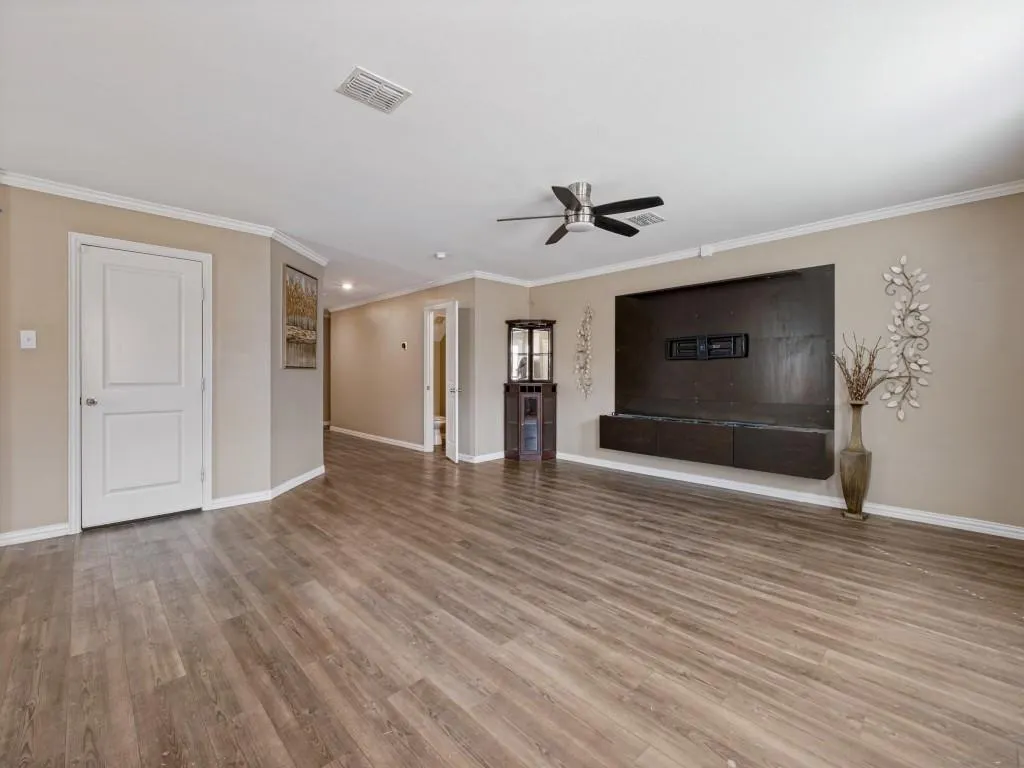 9212 Marilyn Place