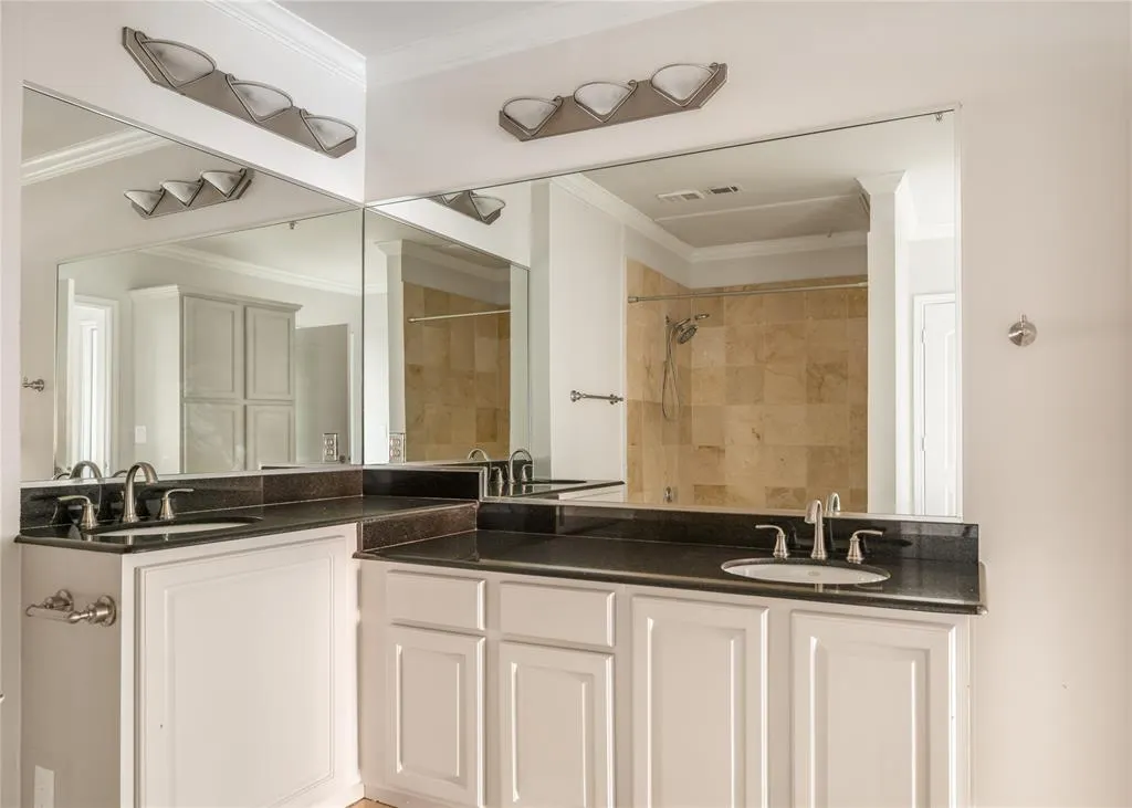 3225 Turtle Creek Boulevard #1247