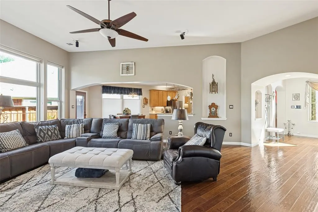 2404 Creek Ridge Drive