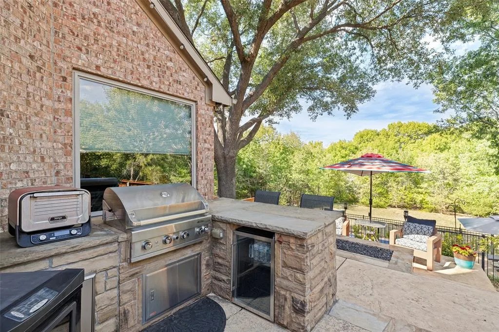 2404 Creek Ridge Drive