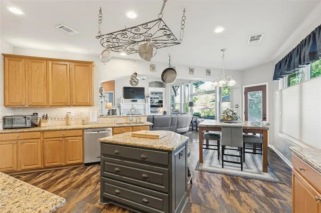 2404 Creek Ridge Drive