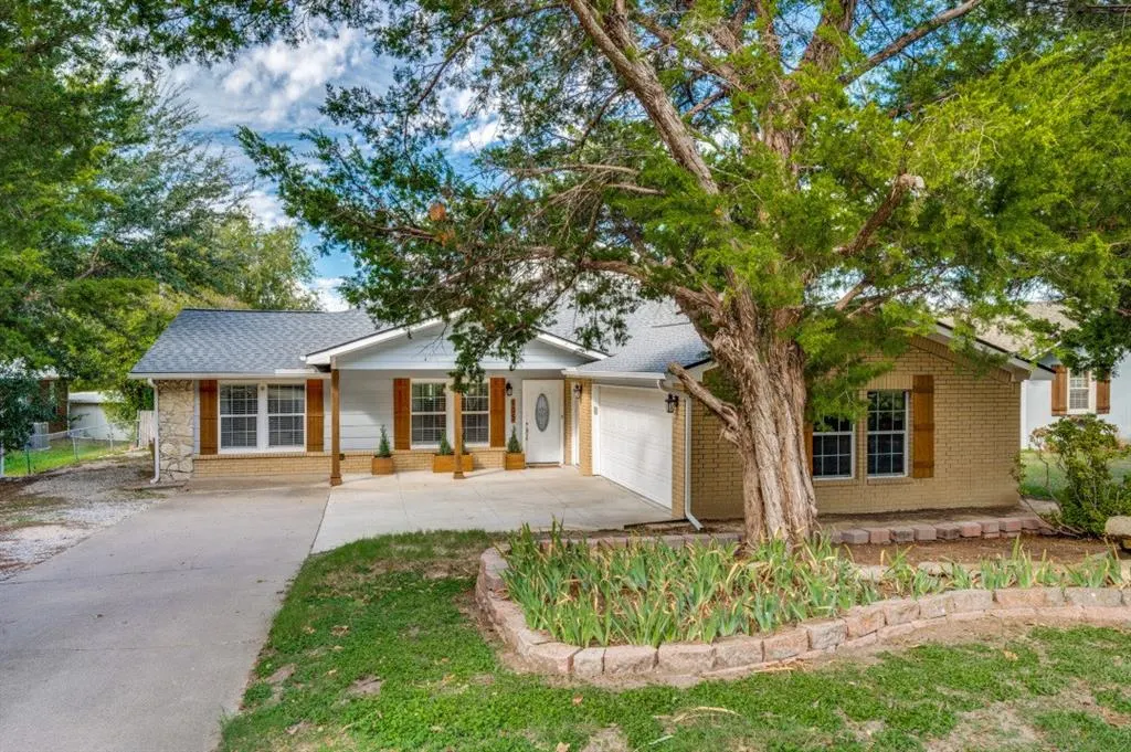 105 N Craig Road