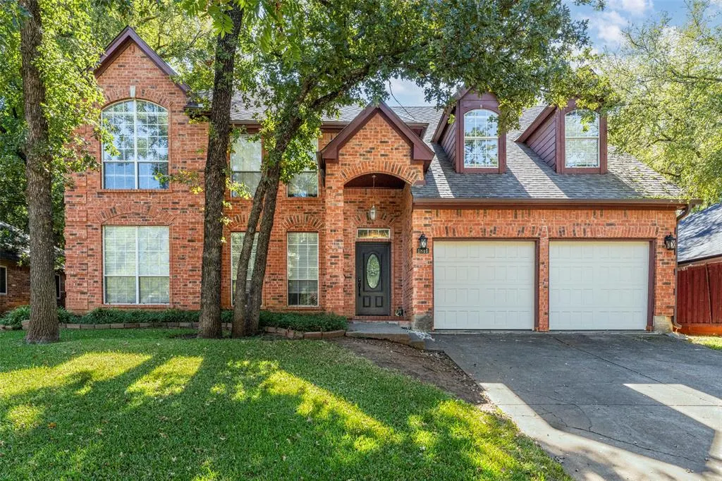 1811 Rolling Ridge Drive