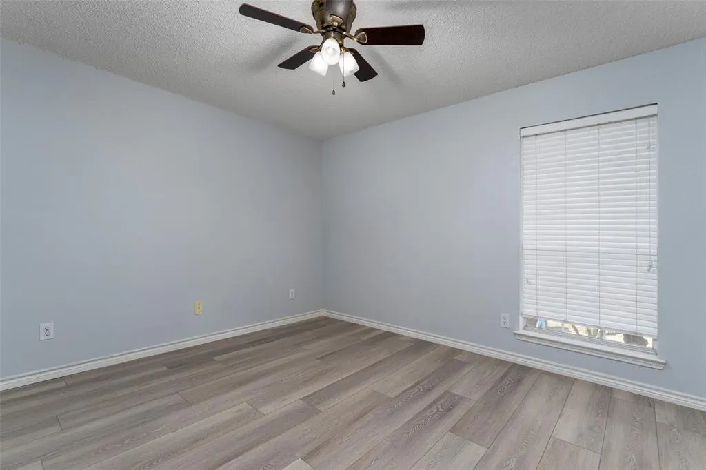 1811 Rolling Ridge Drive