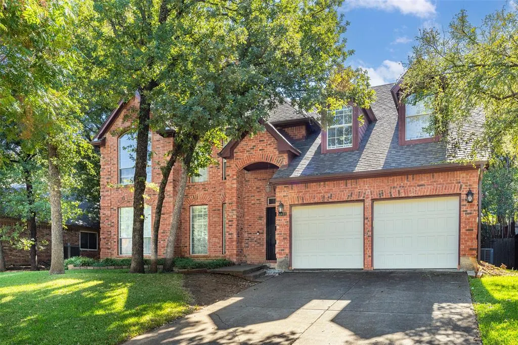1811 Rolling Ridge Drive
