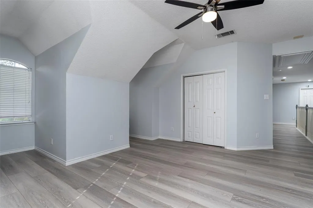 1811 Rolling Ridge Drive