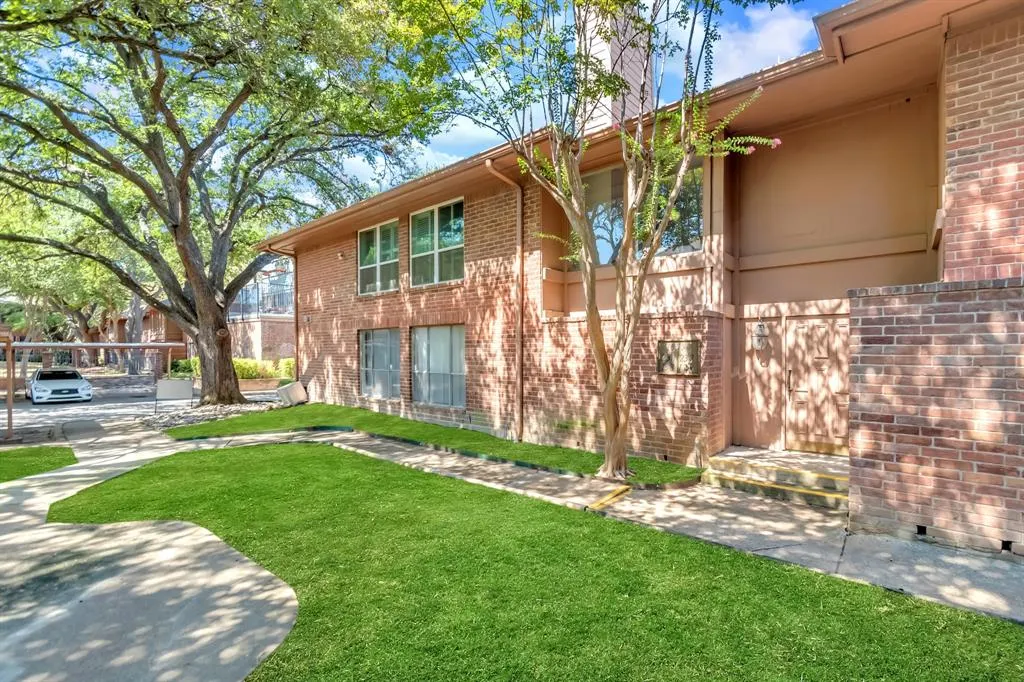 10556 High Hollows Drive