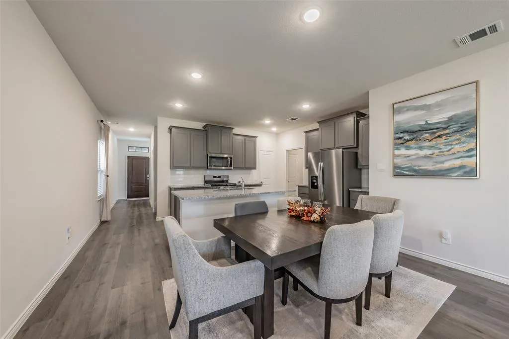 317 Willowmore Drive