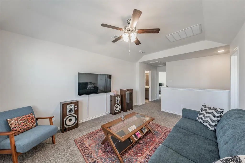 317 Willowmore Drive