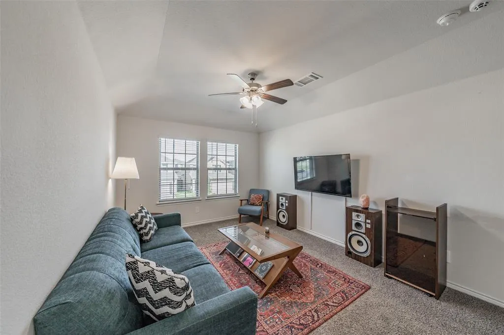 317 Willowmore Drive