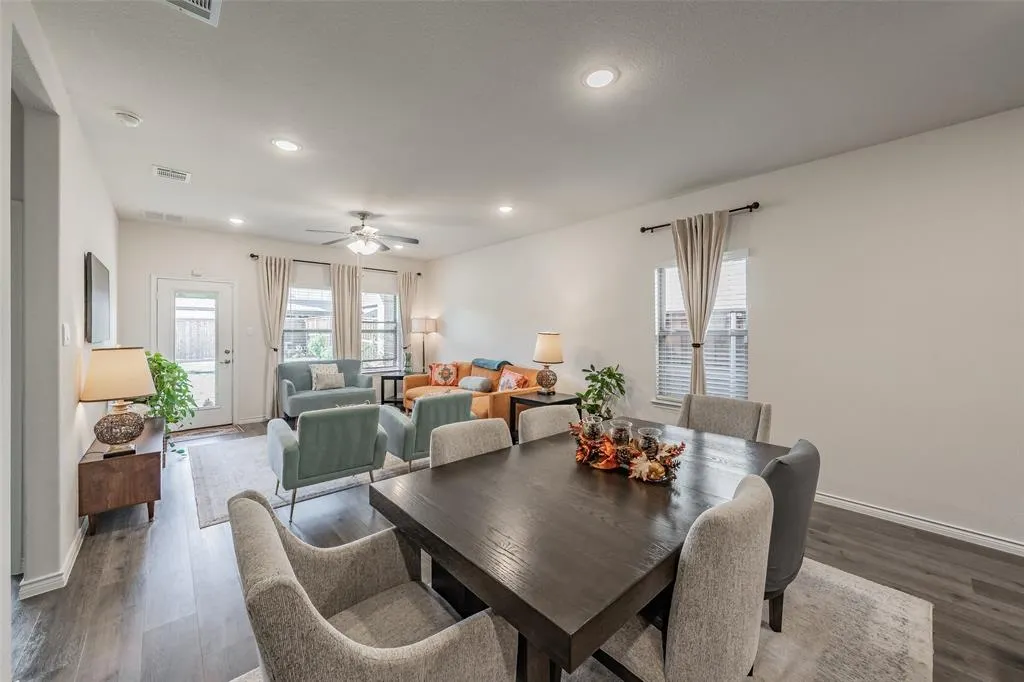 317 Willowmore Drive