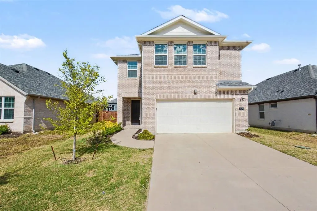 705 Rusty Spurs Place
