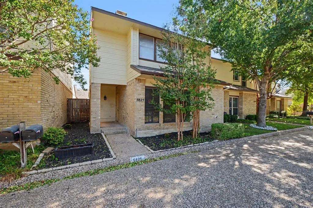 5825 Preston Valley Drive