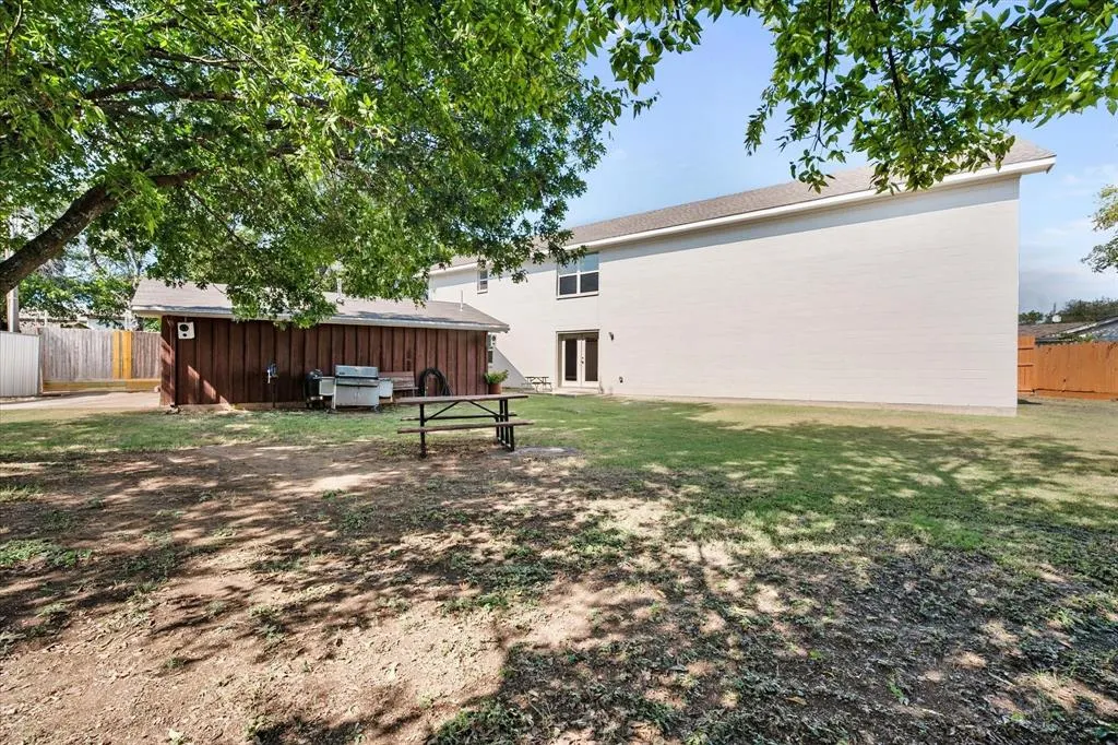 2548 Wood Valley Place