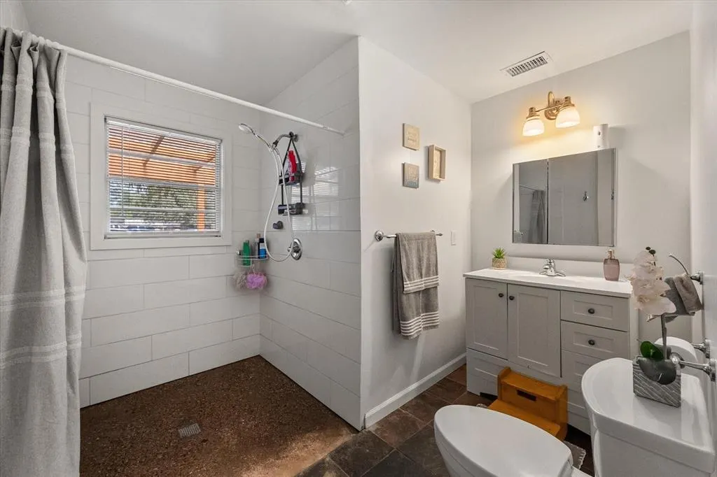 2548 Wood Valley Place