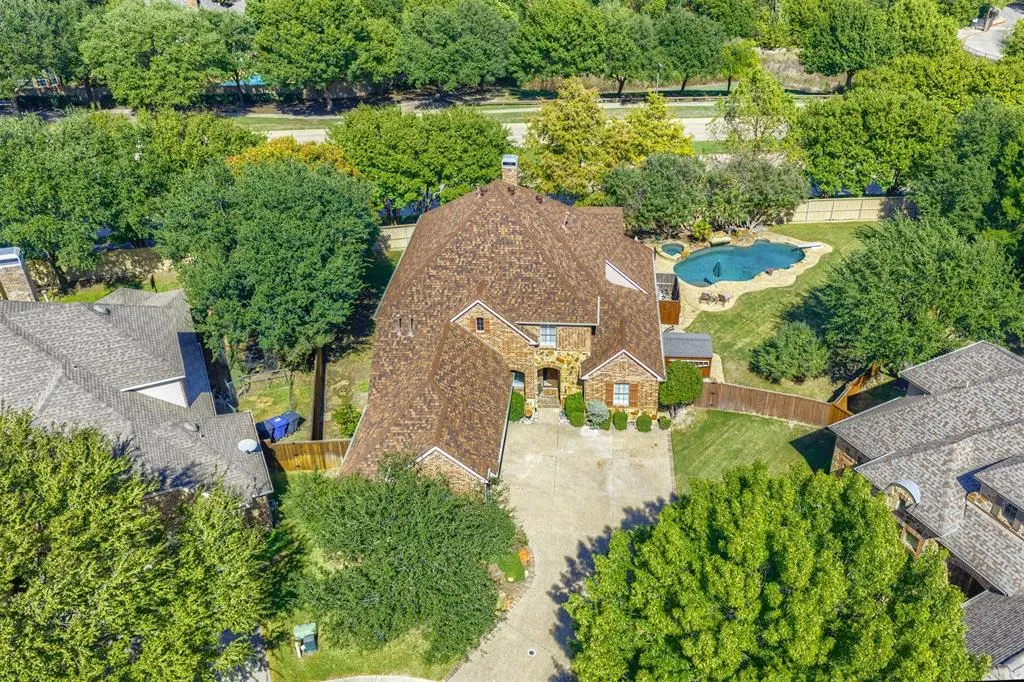7200 Maudsley Drive