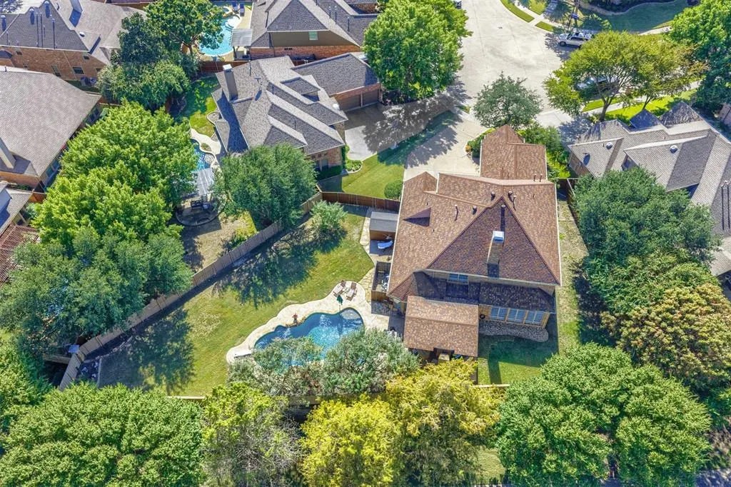 7200 Maudsley Drive