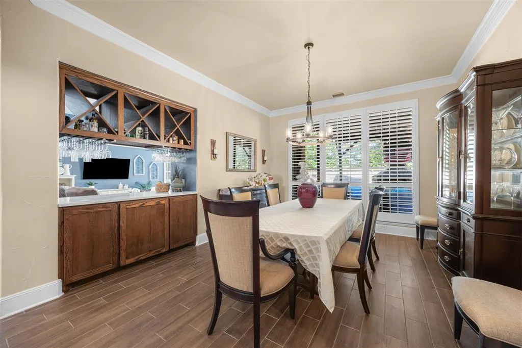 7200 Maudsley Drive