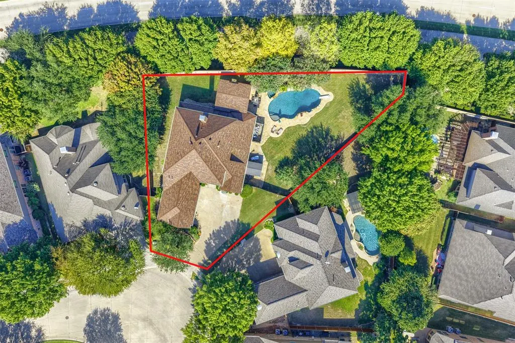 7200 Maudsley Drive