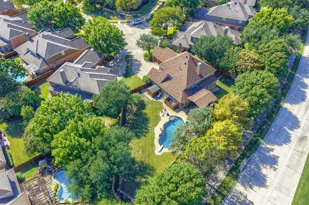 7200 Maudsley Drive