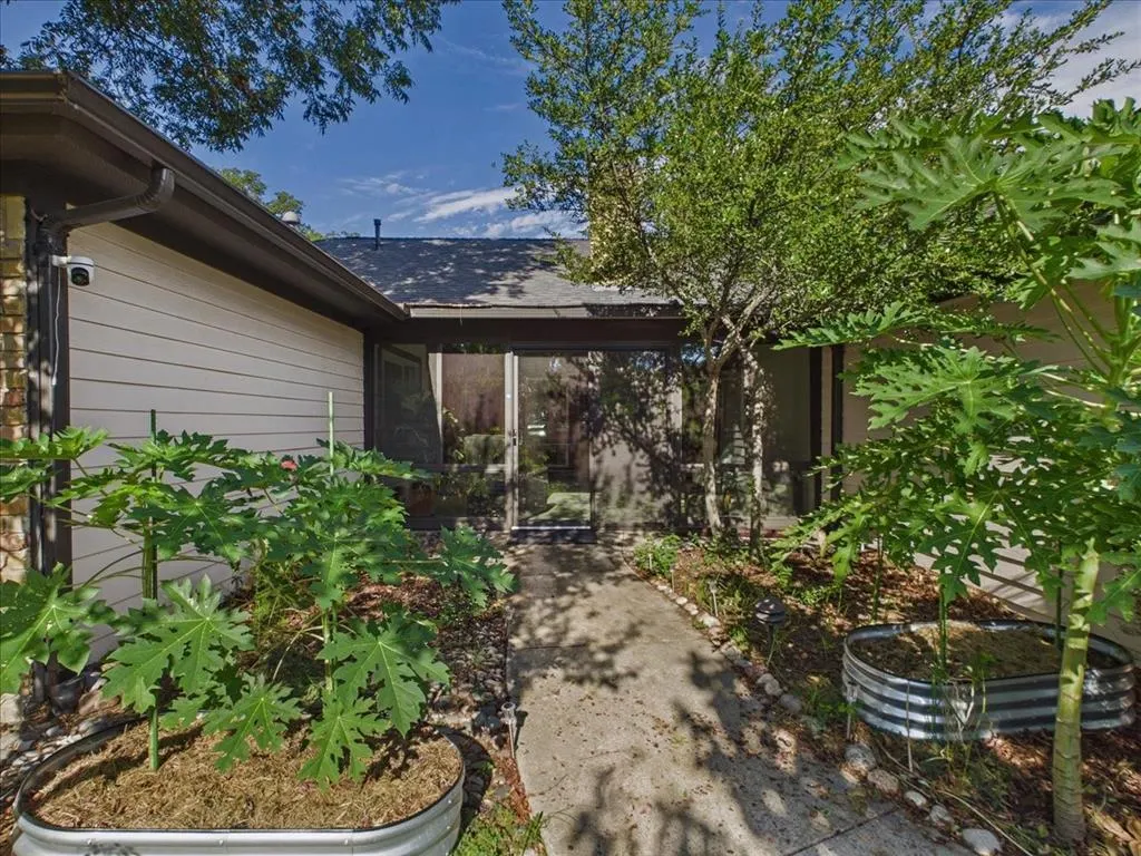 7738 Lemmonwood Drive