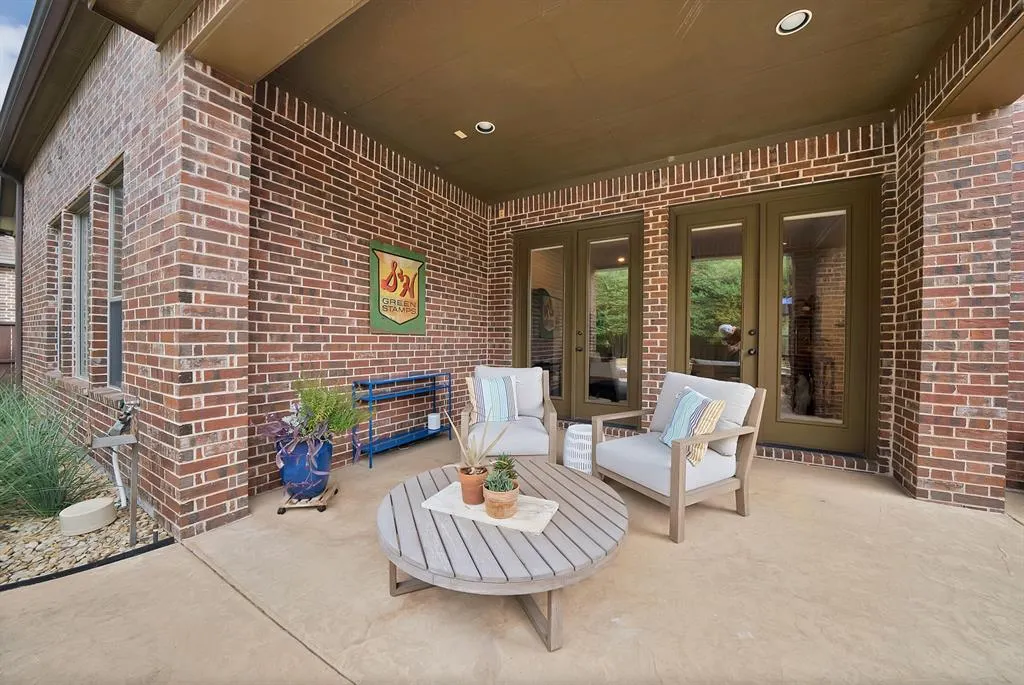 2141 Waterrock Drive
