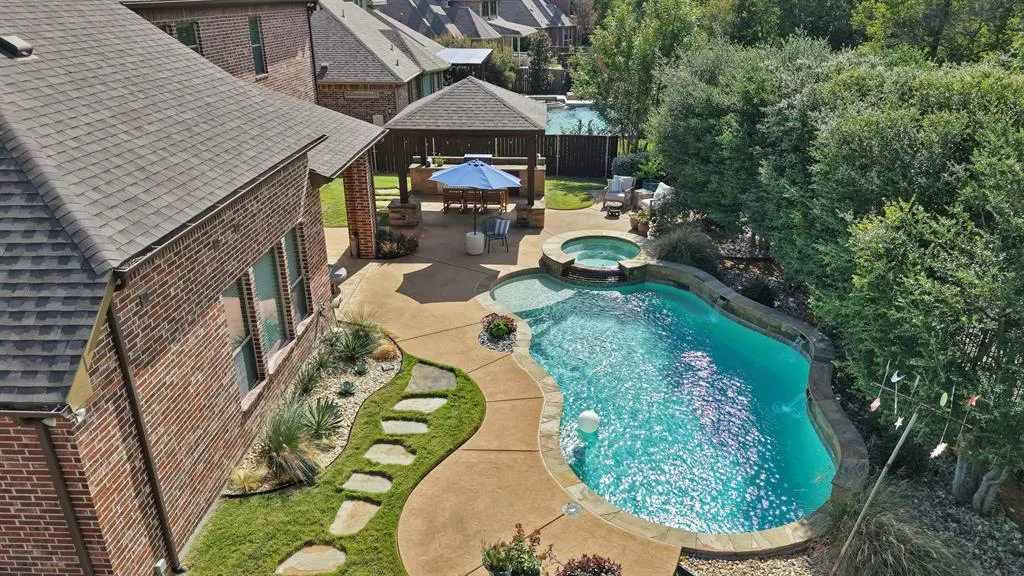 2141 Waterrock Drive