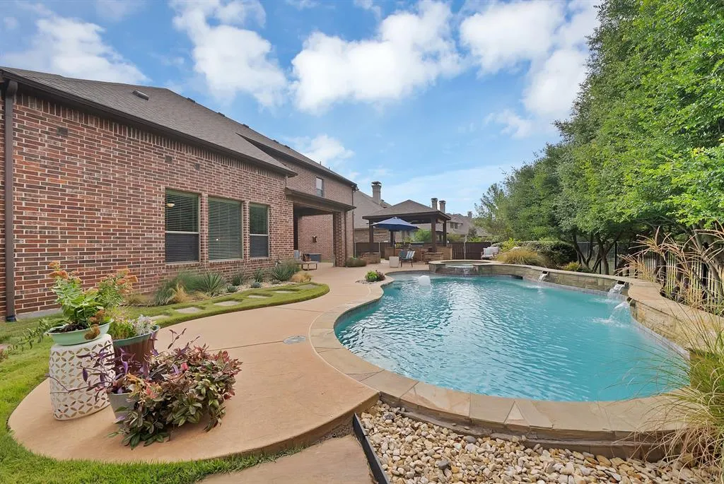 2141 Waterrock Drive