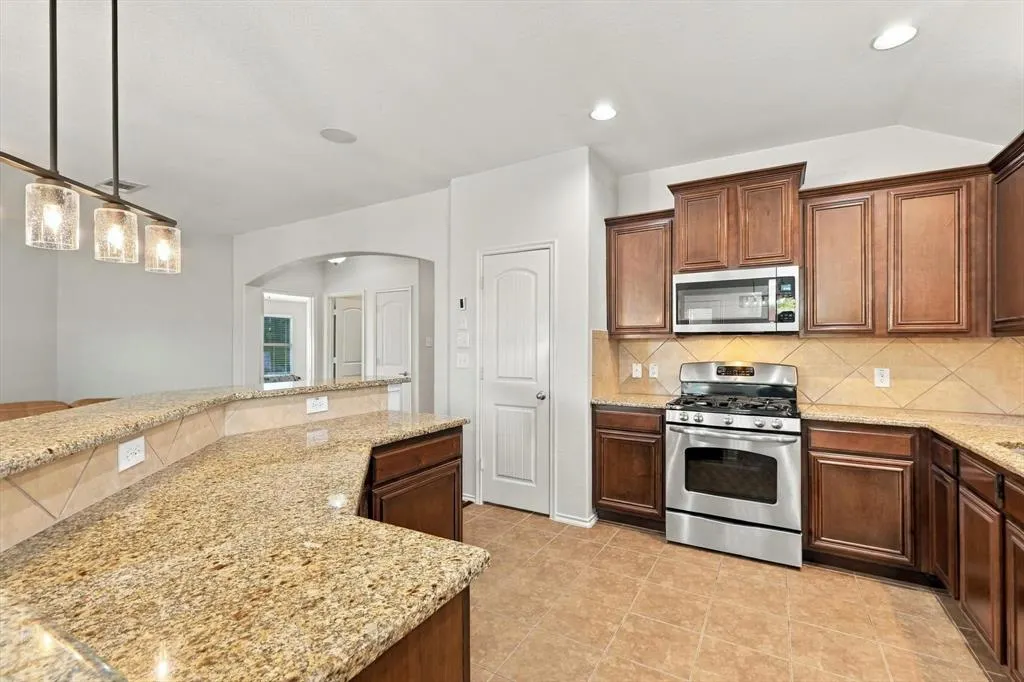 1117 Lake Hollow Drive