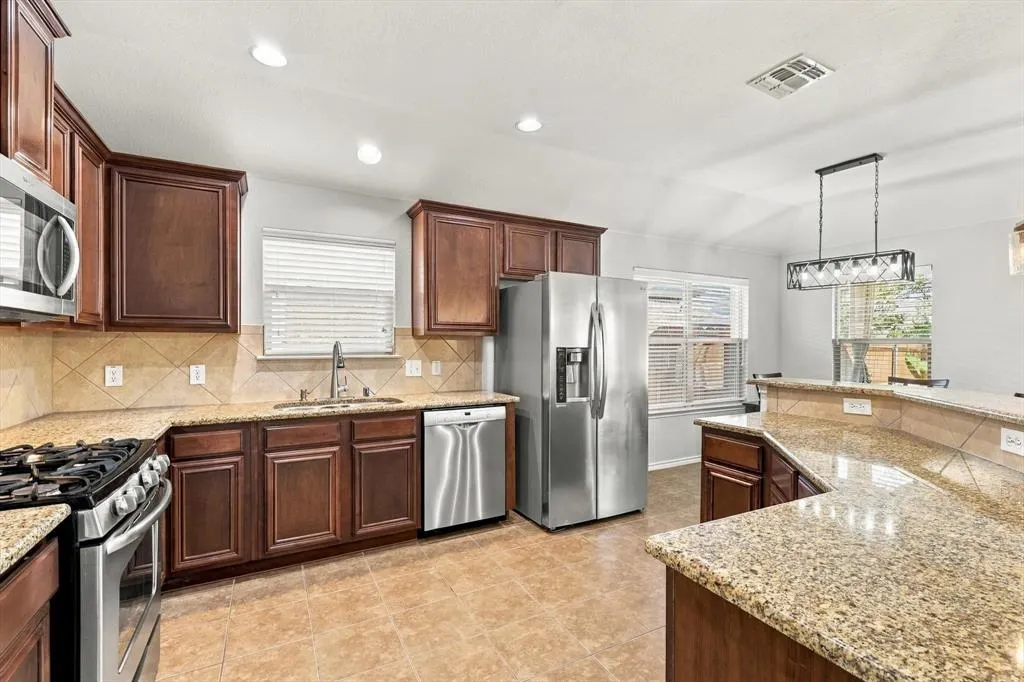1117 Lake Hollow Drive