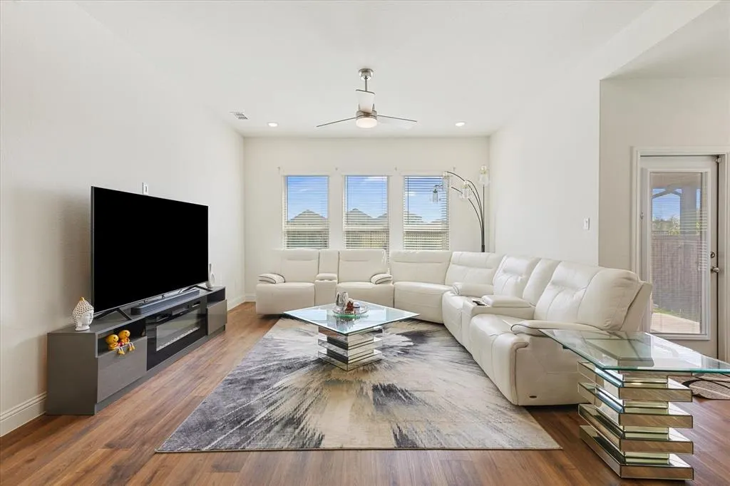 16516 Garden Drive
