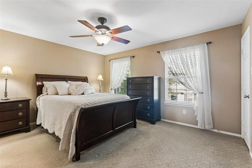 4136 Kyndra Circle