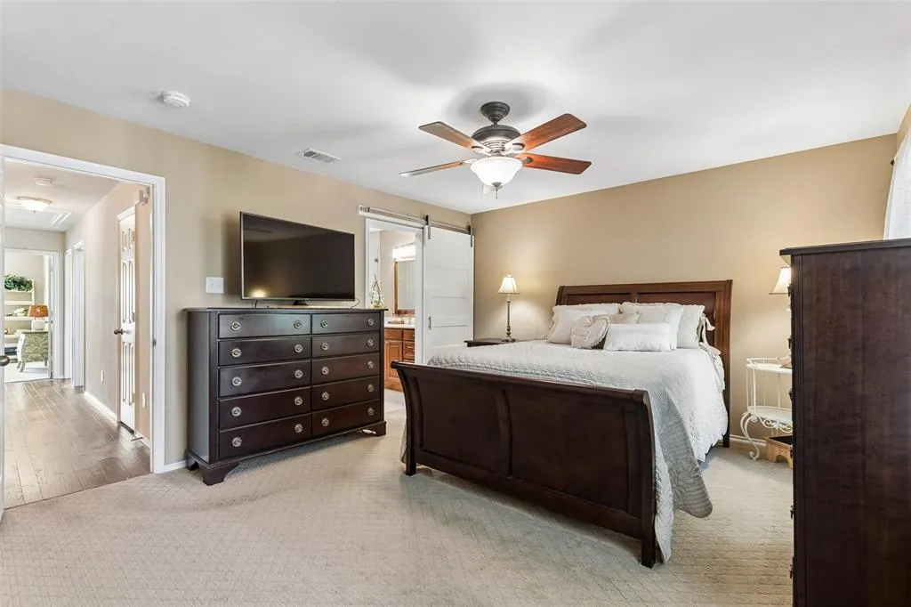 4136 Kyndra Circle