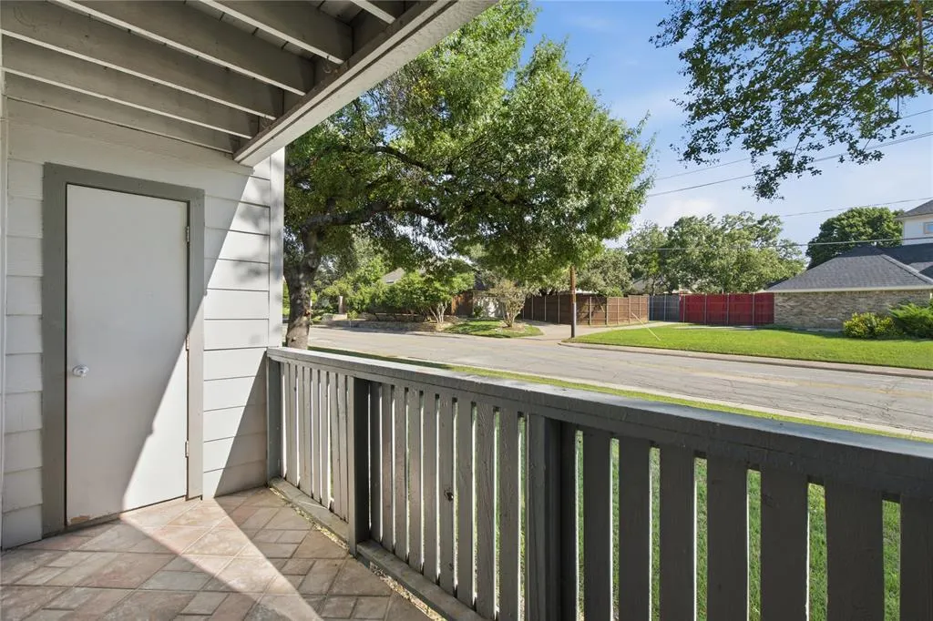 15151 Berry Trail #1505
