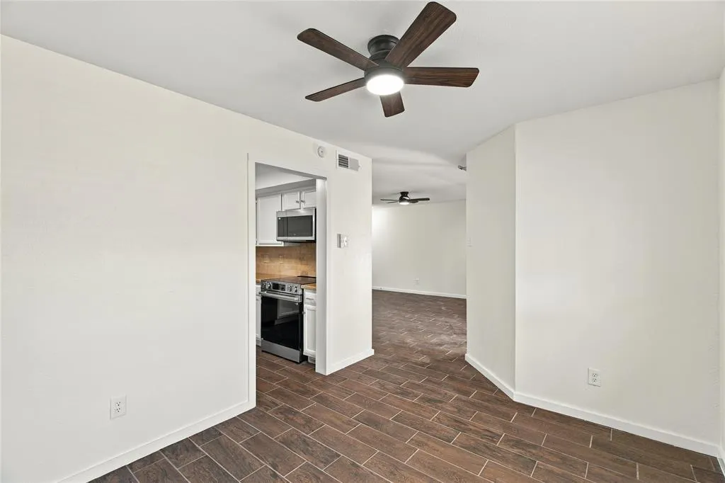 15151 Berry Trail #1505