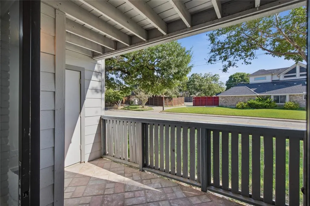 15151 Berry Trail #1505