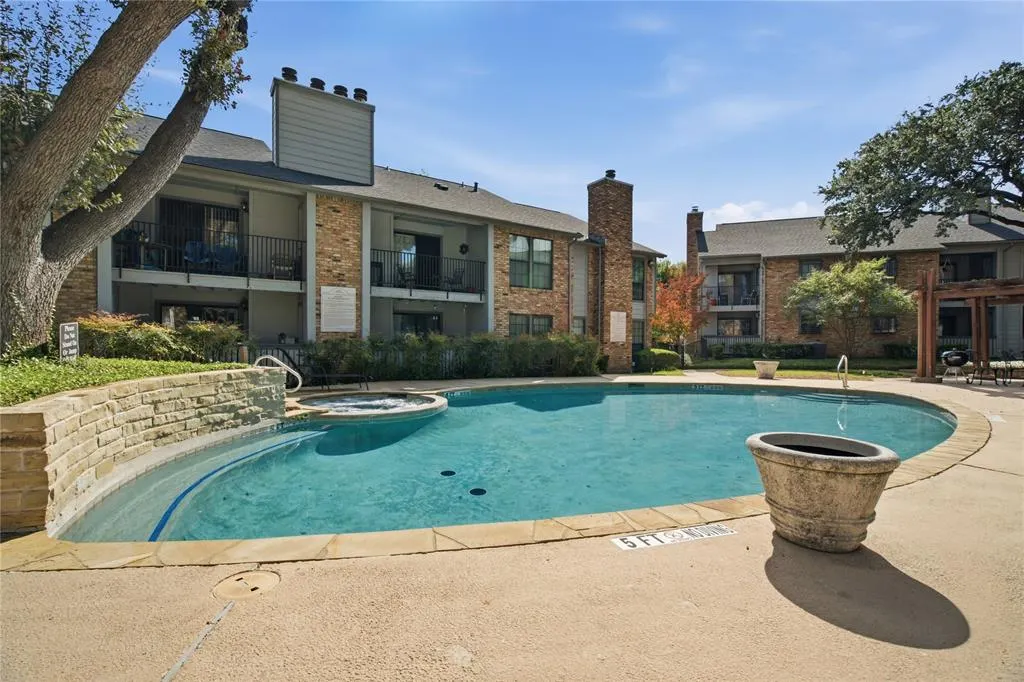 15151 Berry Trail #1505