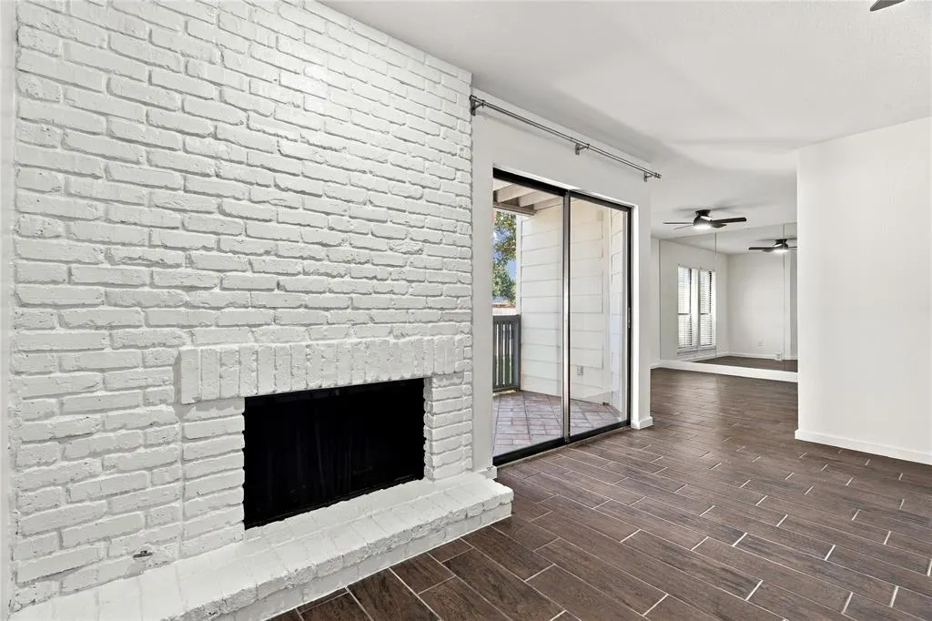 15151 Berry Trail #1505