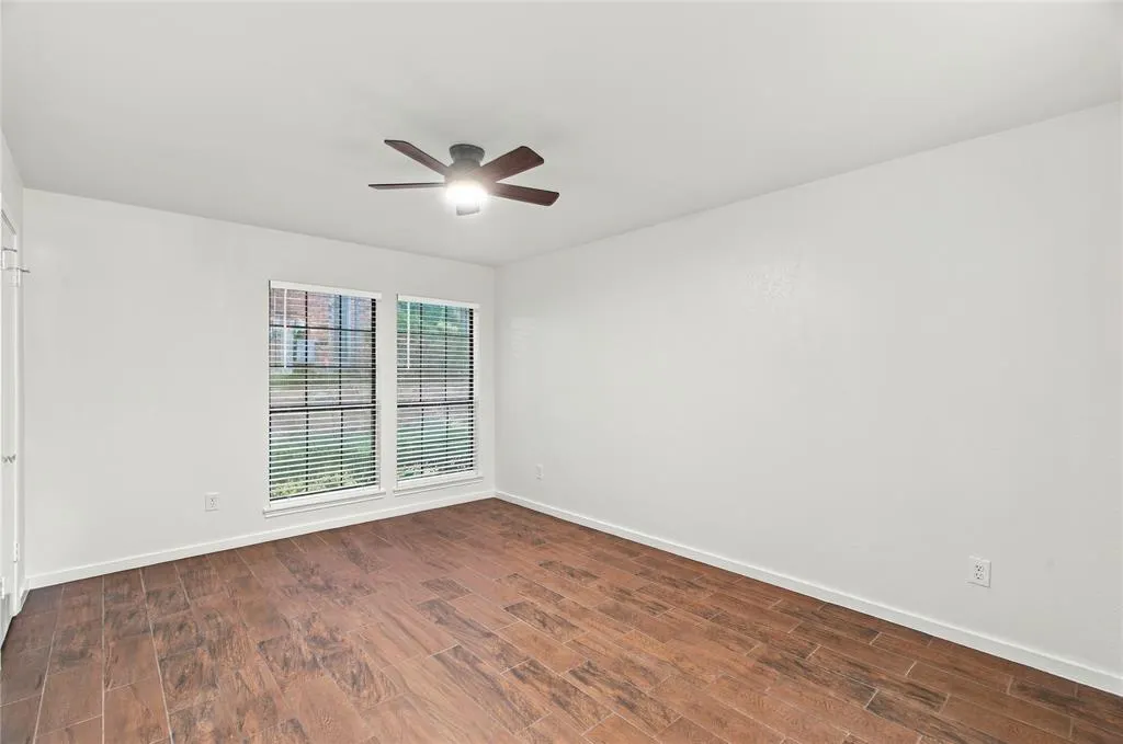 15151 Berry Trail #1505