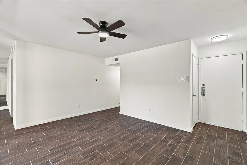 15151 Berry Trail #1505