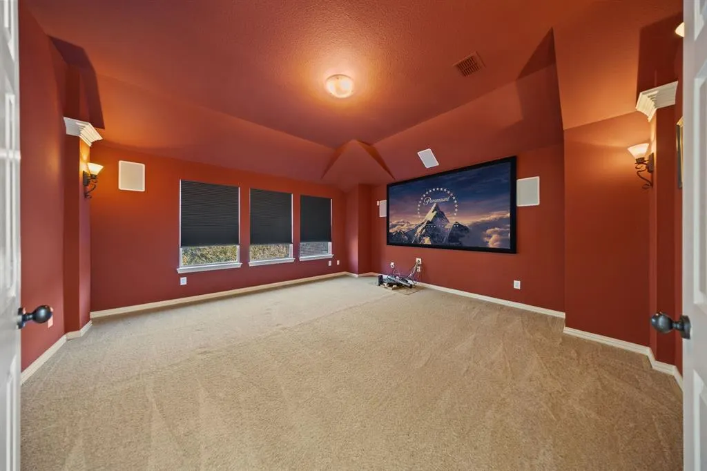 5731 Noble Oak Lane